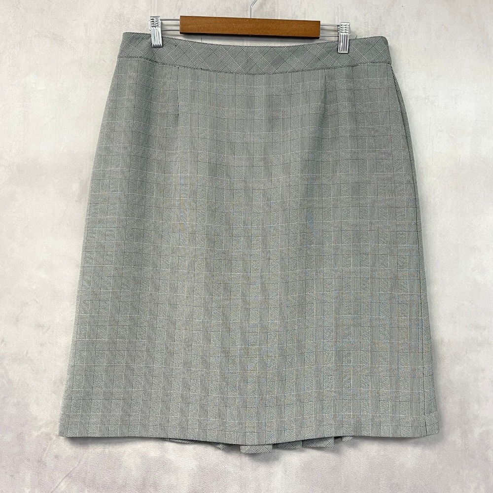 Norton McNaughton Womens Skirt Size 14 Gray Plaid Pleated Dark Academia Preppy